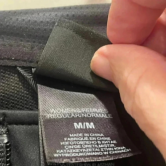 THE NORTH FACE BLACK WINDSTOPPER HOODED JACKET SIZE MEDIUM COLD HOODIE - Picture 3 of 4